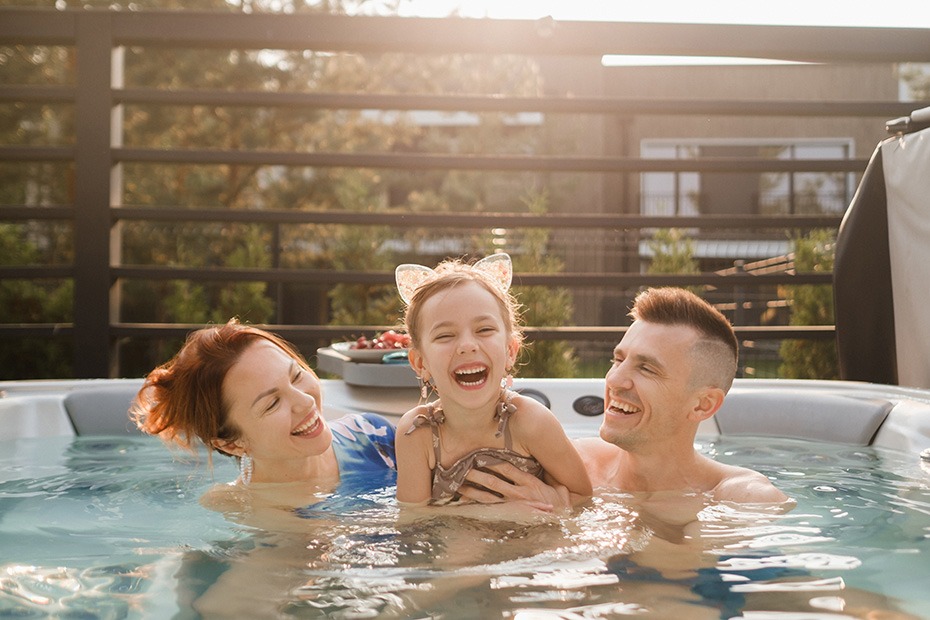 5 Ways Hot Tubs benefit Family Health Quality Time